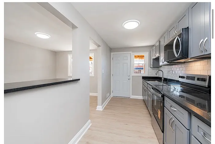 7843 Harold Rd photo 1