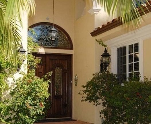 3rd image of 13929 Chandler Blvd