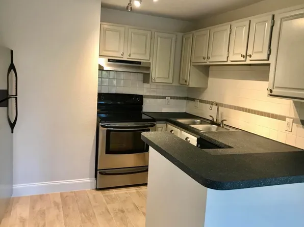 1780 Palm Cove Blvd #6, Delray Beach, FL 33446