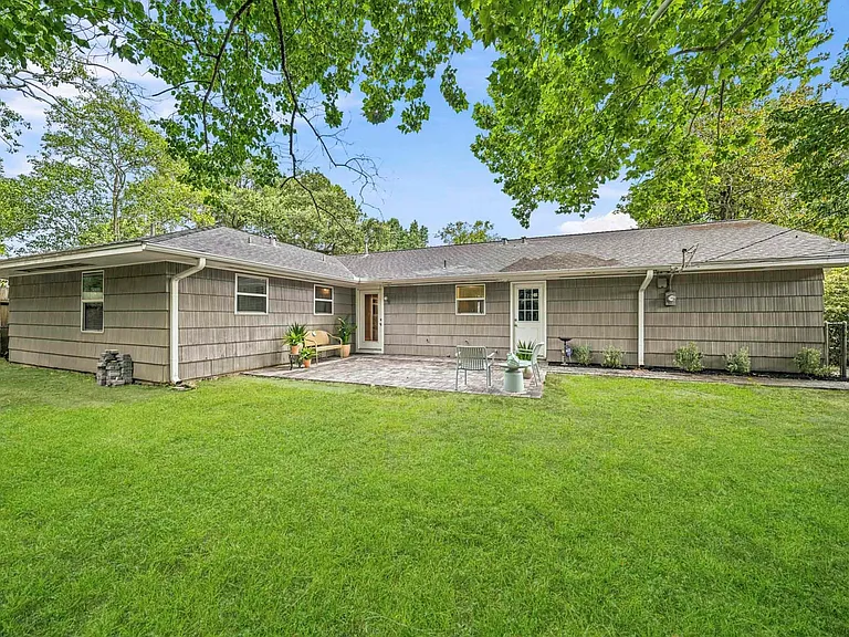 4614 Hummingbird St — Photo 37