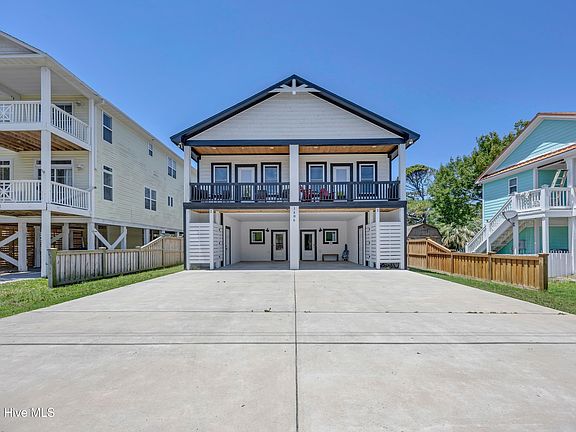 3rd image of 1406 Snapper Lane Unit 2
