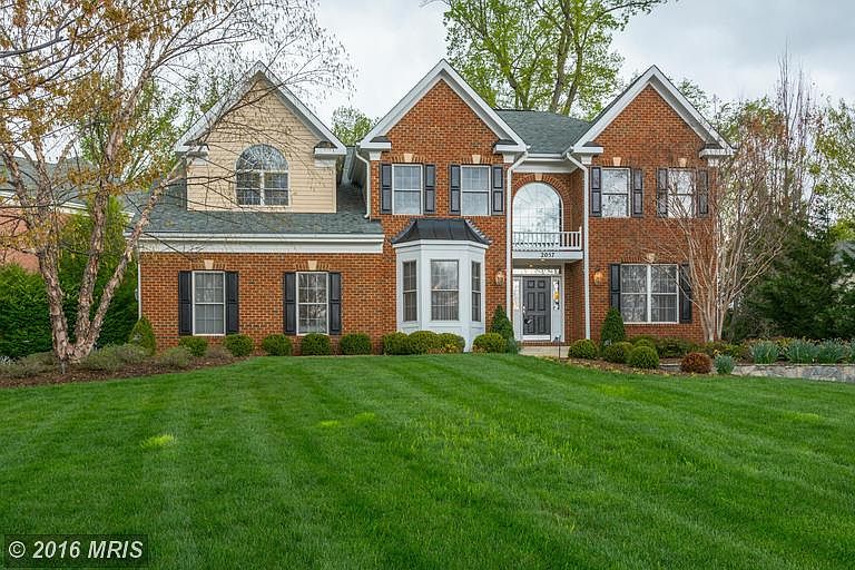 57 Hillside Dr Falls Church Va 243 Zillow