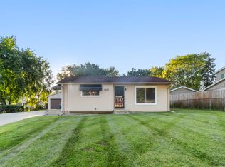 1480 Eastwood Dr, Aurora, IL 60506