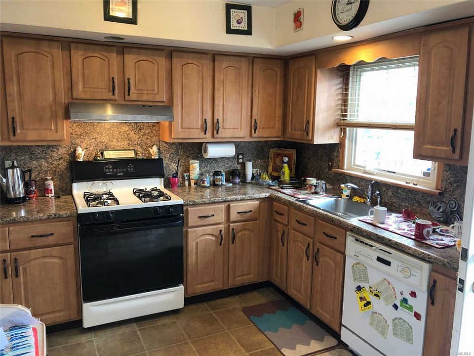 1st image of 158-17 101st St #158-17