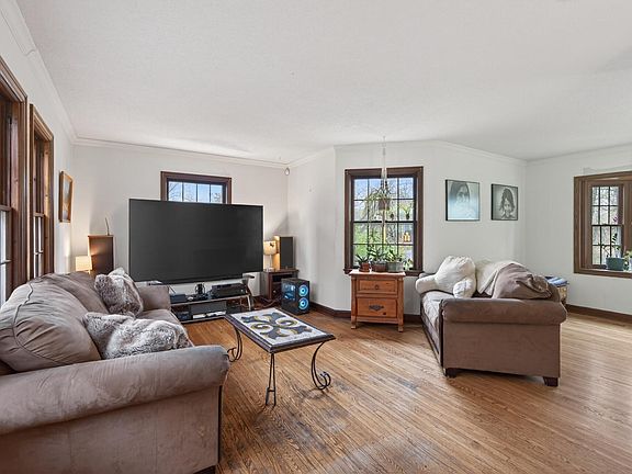 4th image of 10545 Humboldt Ave S