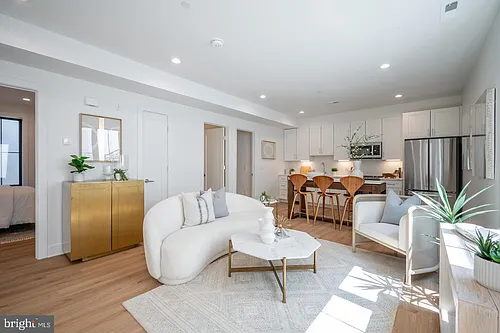1228 Brentwood Rd NE #1 Photo 1