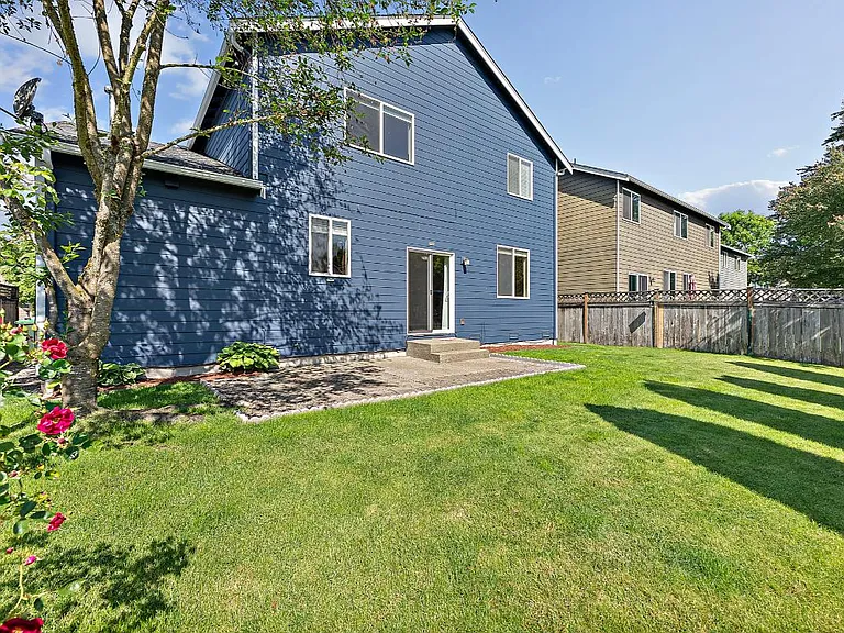 9966 Dain St SE — Photo 40