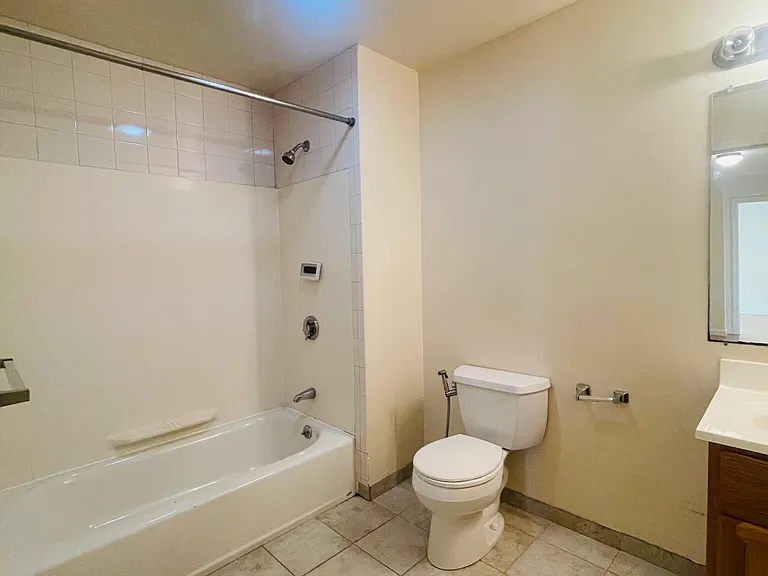 34 Raymond St #A — Photo 10