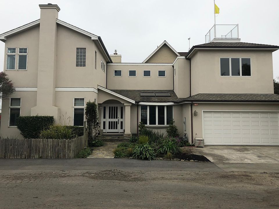 One of the most desirable neighborhoods in Half Moon Bay and just steps from the beach!