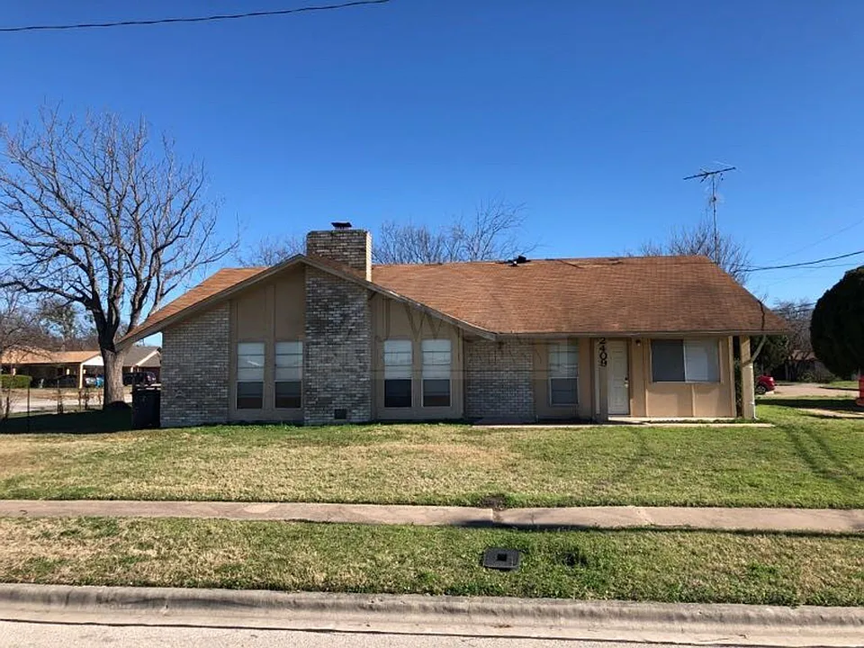 2409 Shoemaker Dr
