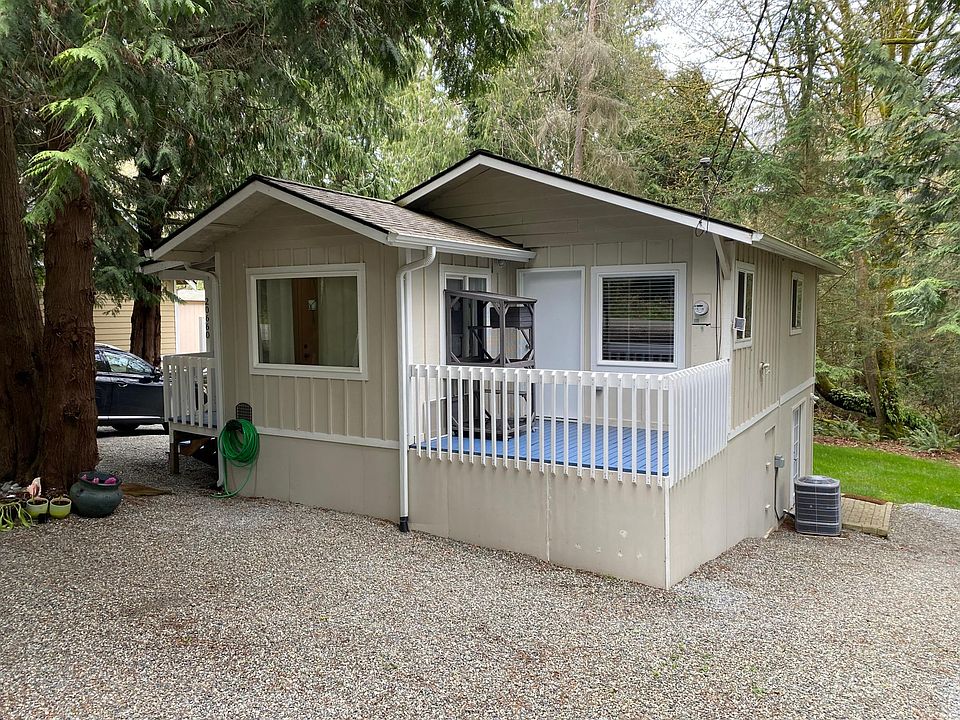 1st image of 20660 Nachant Dr NE