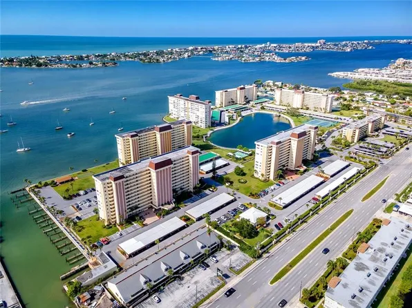 4650 Cove Cir APT 409, Saint Petersburg, FL 33708