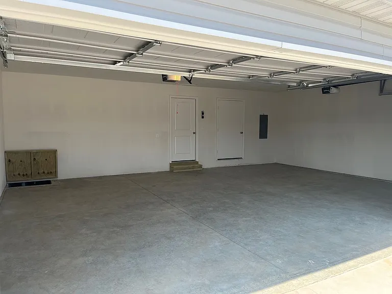 287 Granada St — Photo 3