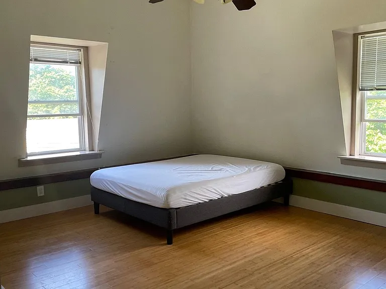 20 Shady Lea Rd #2W — Photo 10