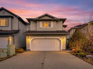 328 W Tuscany Valley Vw NW, Calgary, AB T3L 2L1