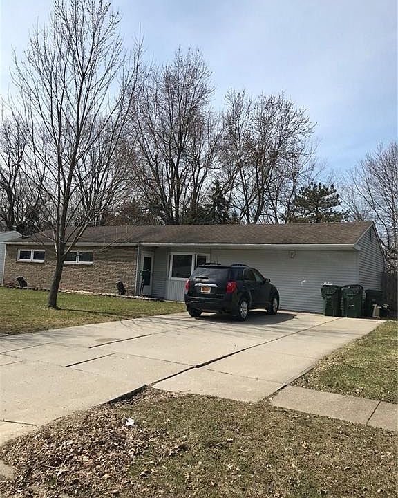 1st image of 64 Cornell Dr