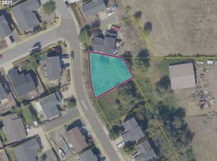 155 SE Lebleu Ln, Winston, OR 97496