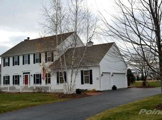 W331N3507 Maplewood Rd, Nashotah, WI 53058