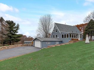 N3660 Hillcrest Rd, Poynette, WI 53955