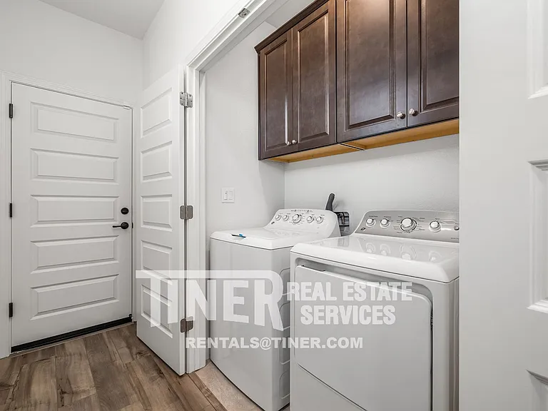 7941 Titan Dr — Photo 38