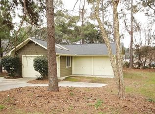 2955 Elizabeth Ln, Snellville, GA 30078