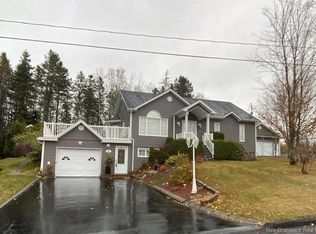 28 Des Trembles St, Edmundston, NB E7B2Y2