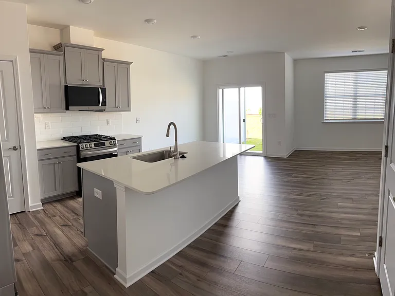 1801 Pheasant Trace Cir — Photo 6
