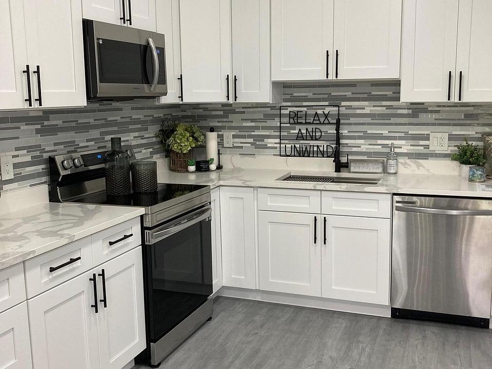 1st image of 6132 Fairfield Cir #7