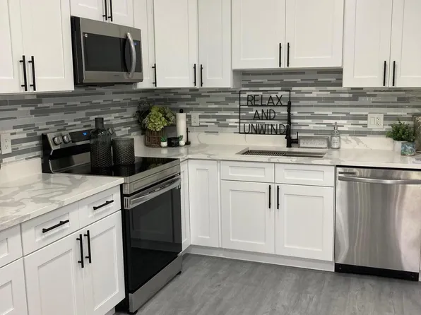 6132 Fairfield Cir #7, Greenacres, FL 33463