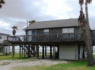 4403 Palm St, Freeport, TX 77541