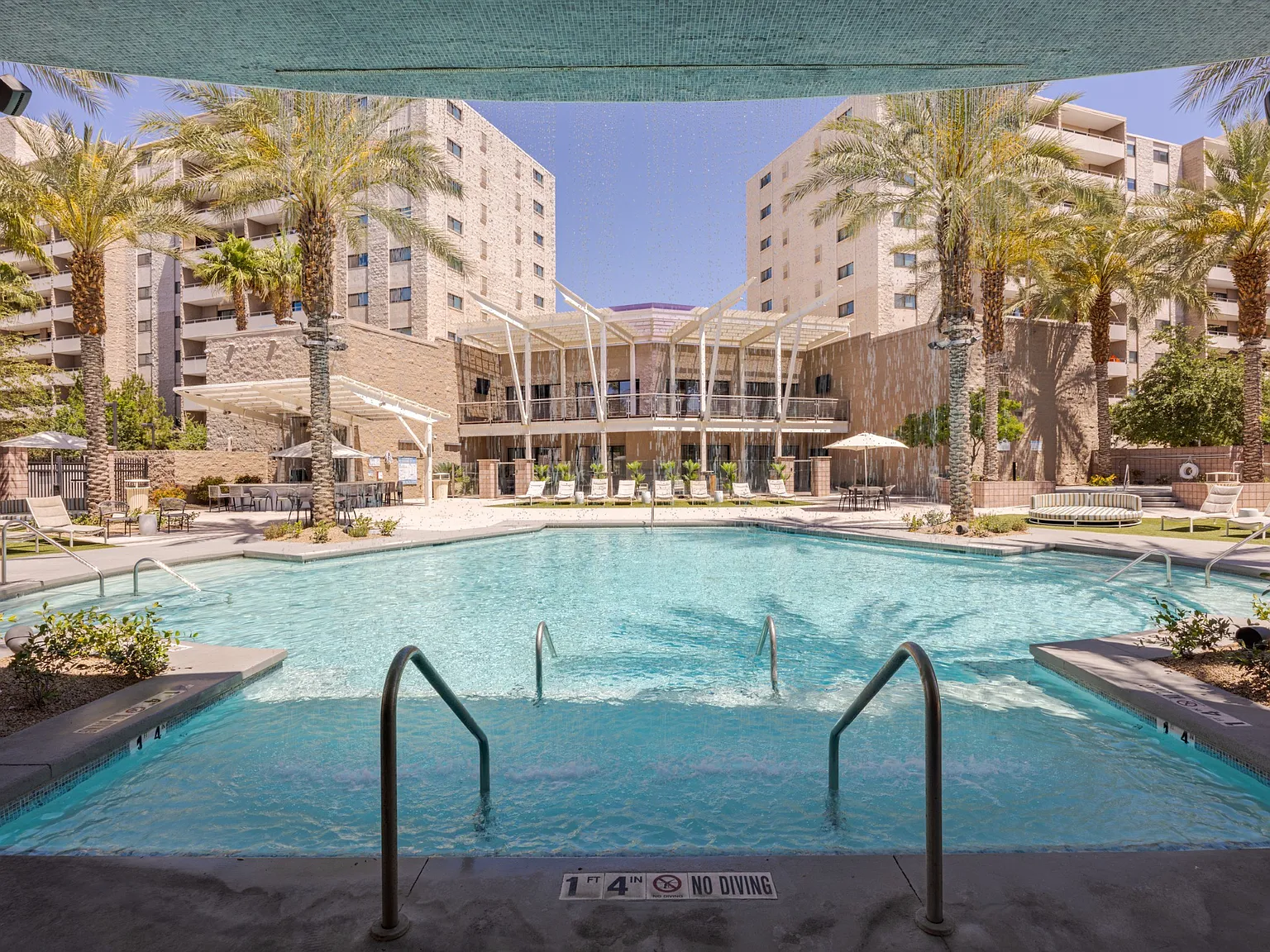 The Rays at Vegas Towers — Photo 3
