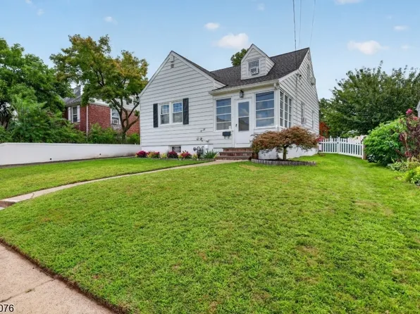 10-08 Campbell Rd, Fair Lawn Boro, NJ 07410
