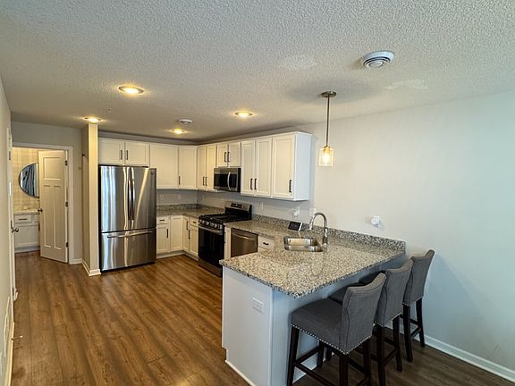 3rd image of 6908 Jody Ave S