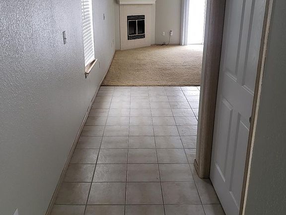 5th image of 15427 E 48th St