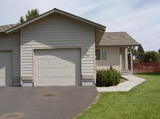 780 NE Savannah Dr, Bend, OR 97701