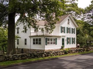 132 Clift St, Mystic, CT 06355