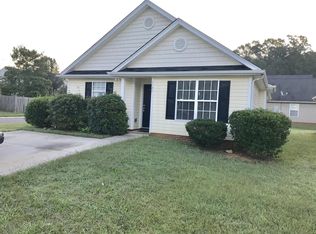 1422 Braveheart Ln, Charlotte, NC 28216
