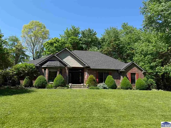 3823 Autumn Ridge Rd, Terre Haute, IN 47802