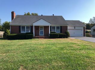 1924 Alexandria Dr, Lexington, KY 40504