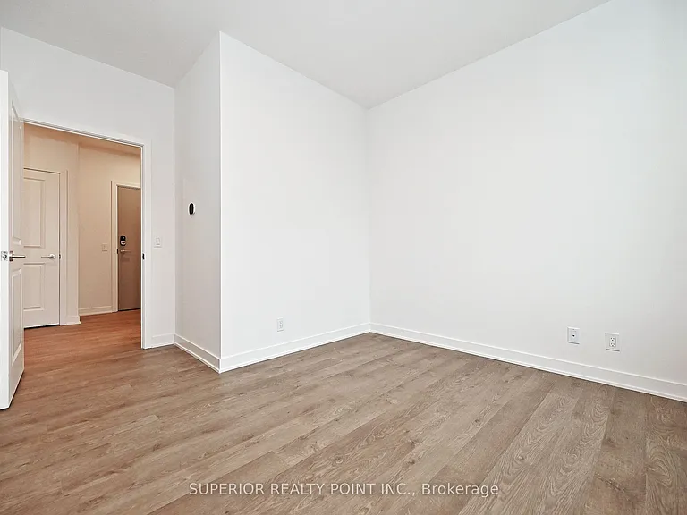 30 Upper Mall Way #A214 — Photo 34