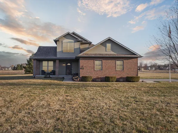 875 W Scipio Dr, La Porte, IN 46350