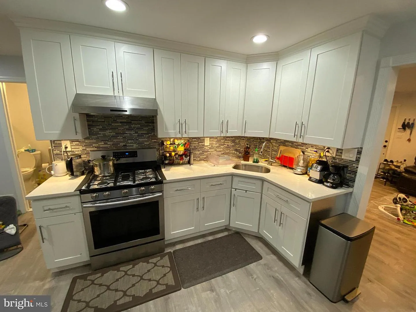 46 Ashley Rd photo 1