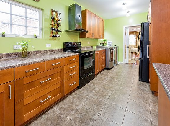 5th image of this home