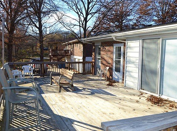 5th image of 2715 Sue Dr