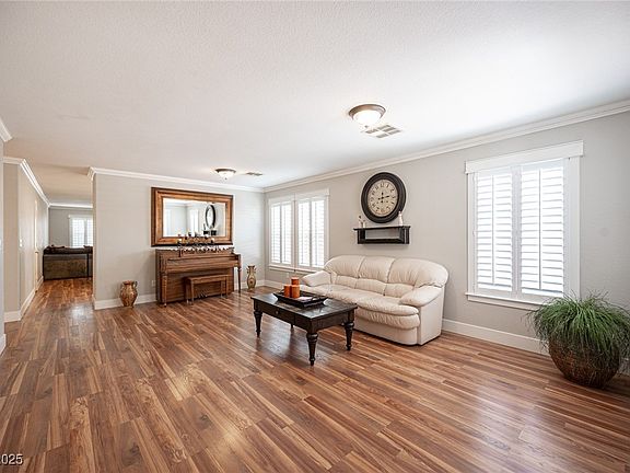 4th image of 5000 Charlo Dr