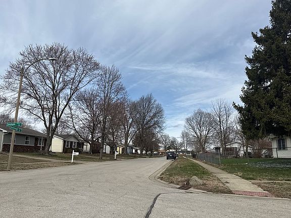 5th image of 2043 Scarbrough Rd