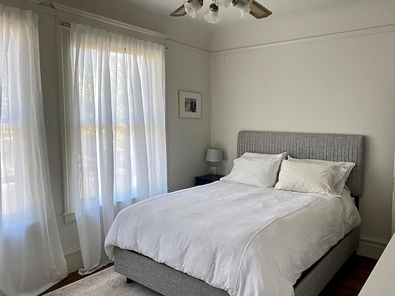 3rd image of 1015 Masonic Ave APT 11