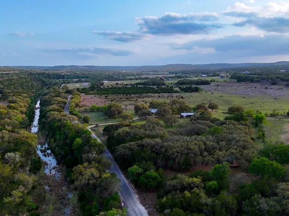1294 Crabapple Rd, Blanco, TX 78606