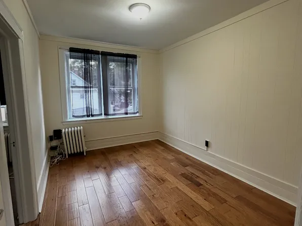 (undisclosed Address), Floral Park, NY 11001