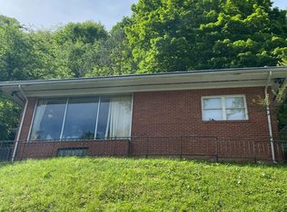 144 Perry St, Pikeville, KY 41501